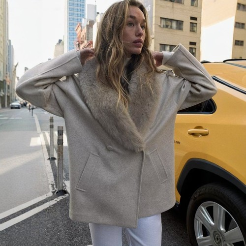 纯色毛领单排扣毛呢直筒大衣外套