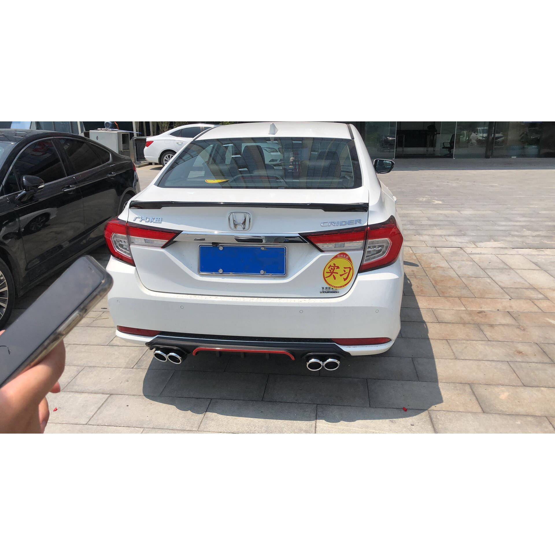 2019款新凌派免打孔尾翼享域改装烤漆原车款高配定风翼