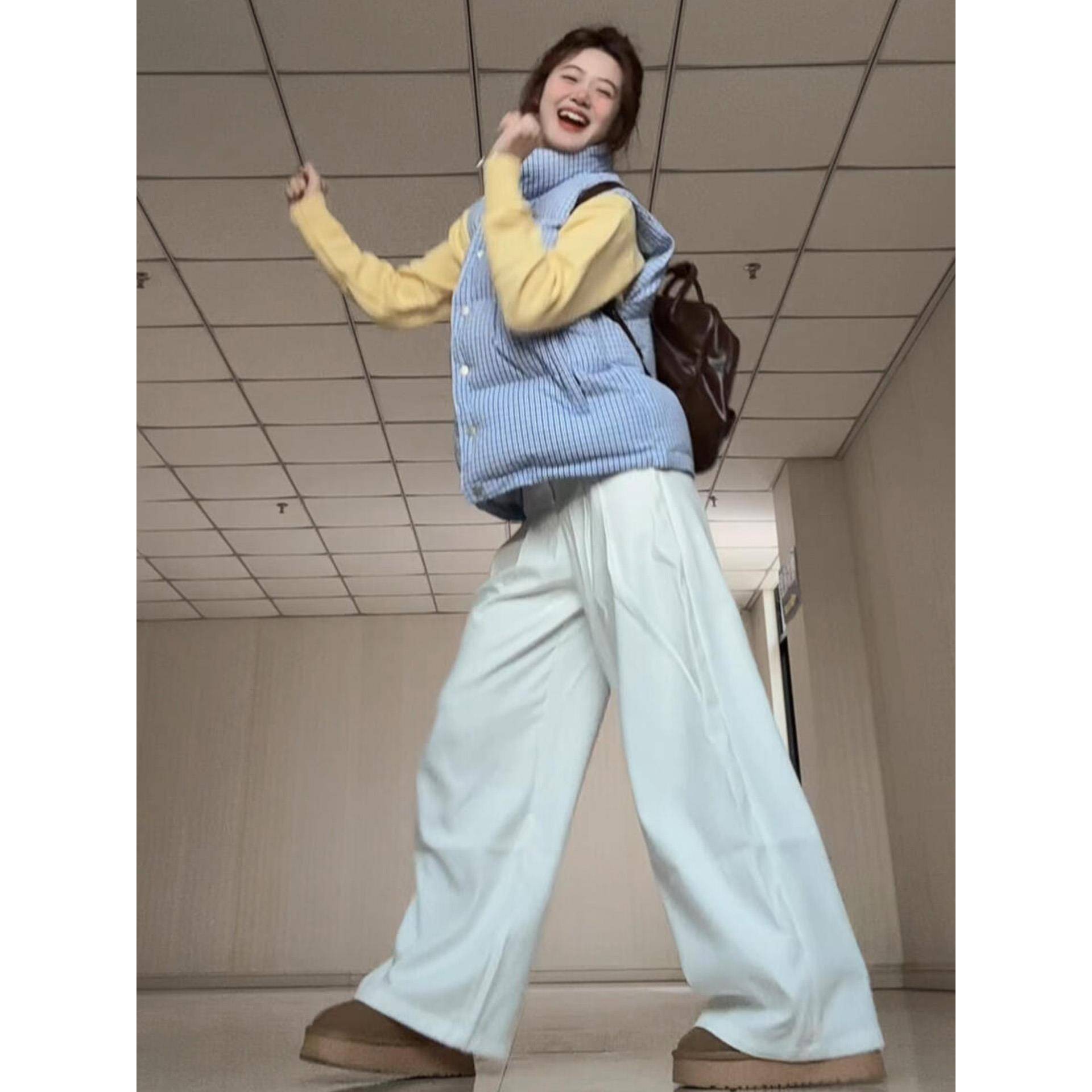 羽绒棉服马甲女2025新款巨好看马夹坎肩冬季韩系外搭学生棉袄外套