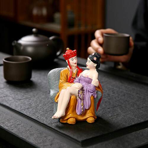 唐僧抱美女UFQ茶宠可养变色品创意茶茶桌茶台茶玩盘精配摆件茶具