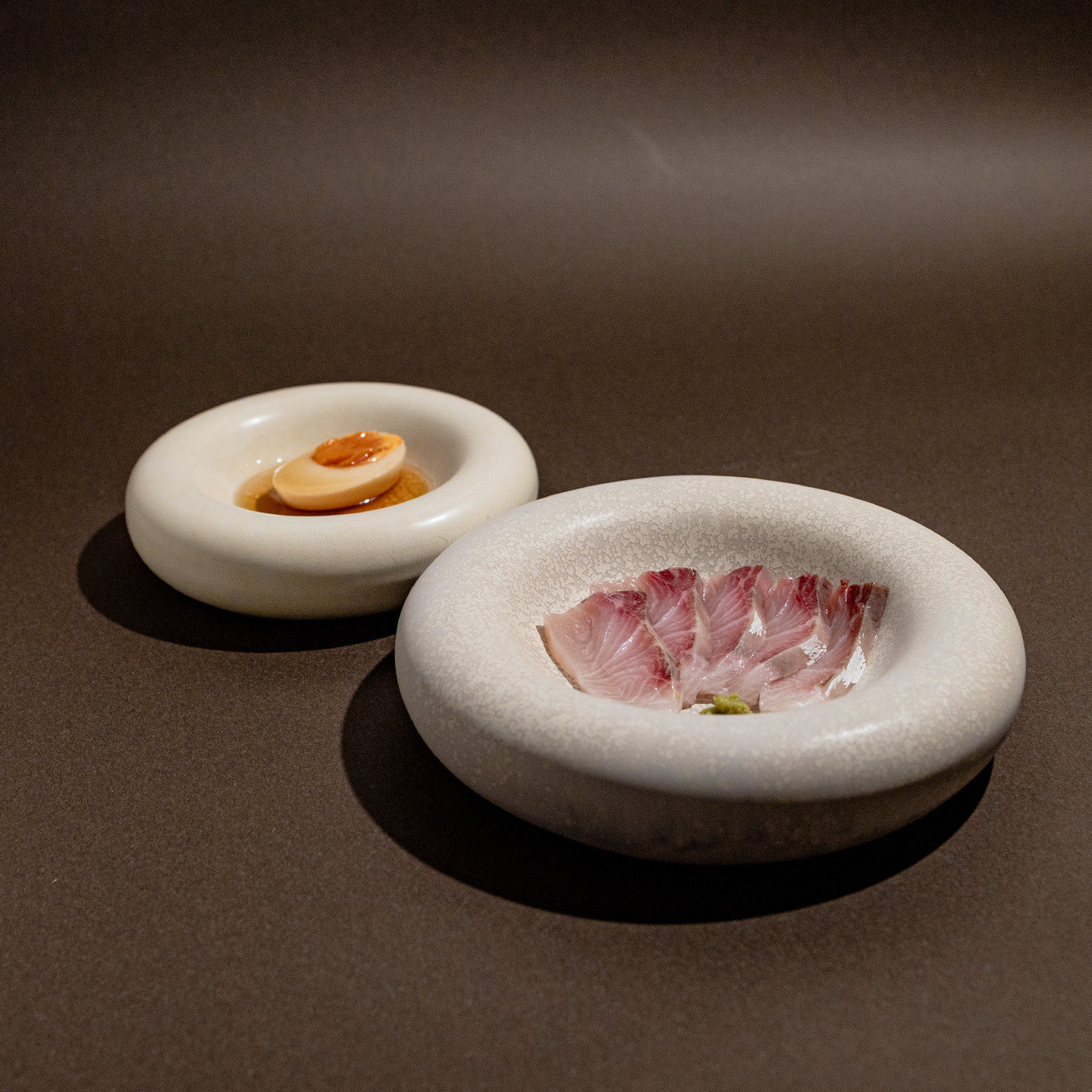 北欧加厚陶瓷盘窑变笨笨盘餐厅创意小众菜盘好看的盘子凉菜冷菜盘