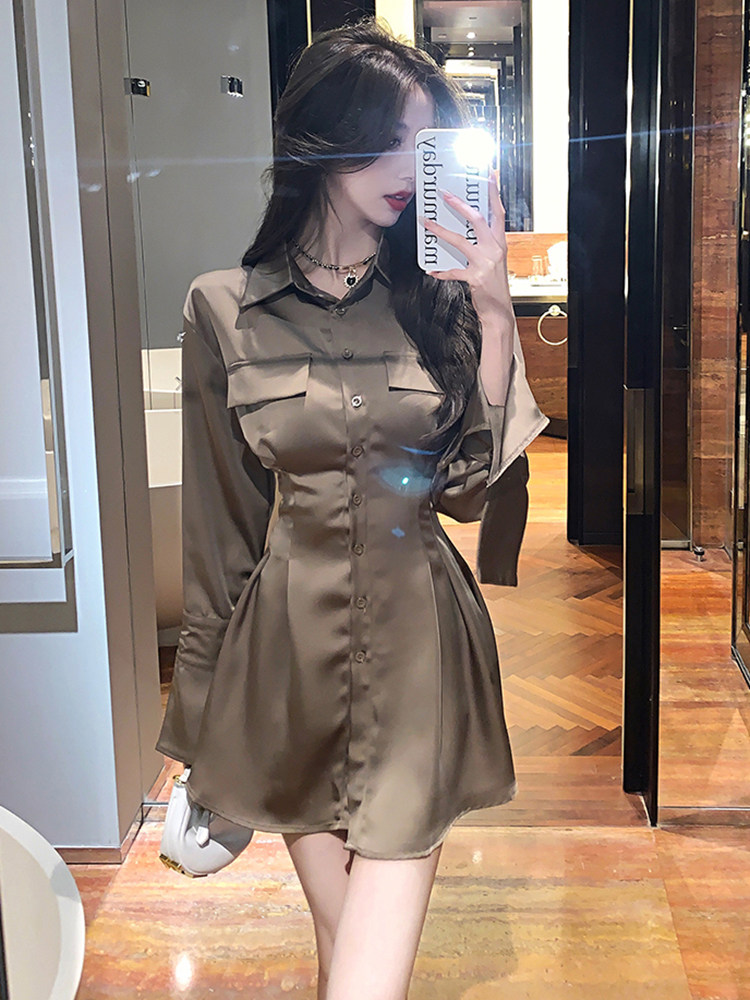 气质修身显瘦polo领长袖连衣裙女春秋新款喇叭袖收腰显瘦衬衫裙子