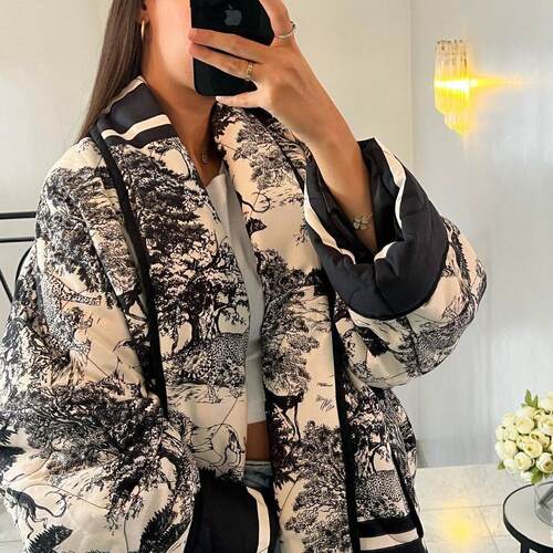 Long sleeved printed cotton jacket for women长袖印花棉衣外套