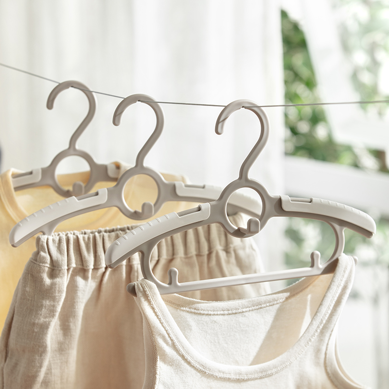儿童衣架多功能伸k缩挂衣架 婴儿家用防滑无痕衣撑可叠挂小衣架子