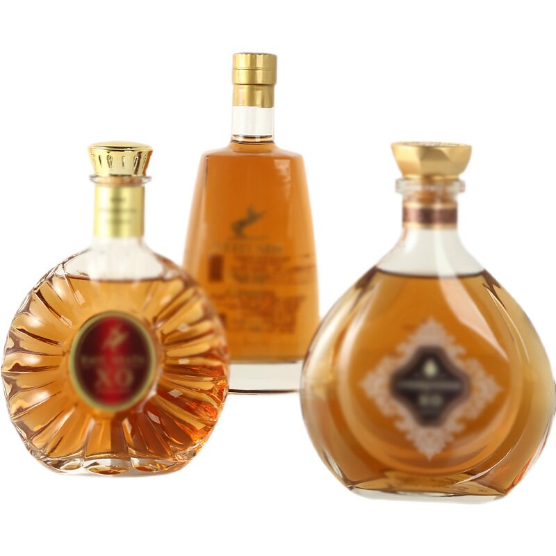 别墅民宿样板房间酒柜洋酒瓶装饰品摆件创意仿真红U酒假酒摆设软