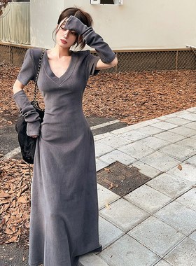 速发00本特拖码赫斤风V领袖套连衣裙春秋辣妹长款遮肉大地长裙