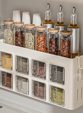 厨房调料置物架家用壁挂式免打孔多功能调味品罐收纳架墙上收纳盒