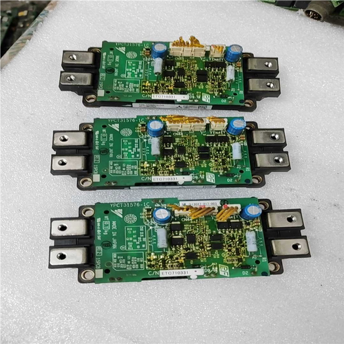 【汇生】安川H1000,55KW拆机模块CM300DXD-24A带板【议价】