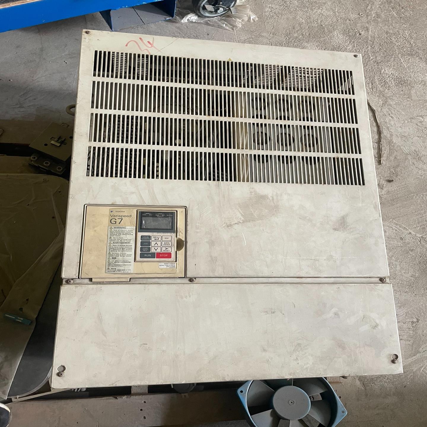 议~#变频器安川变频器CIMR-G7A4132。CIMR-G7B