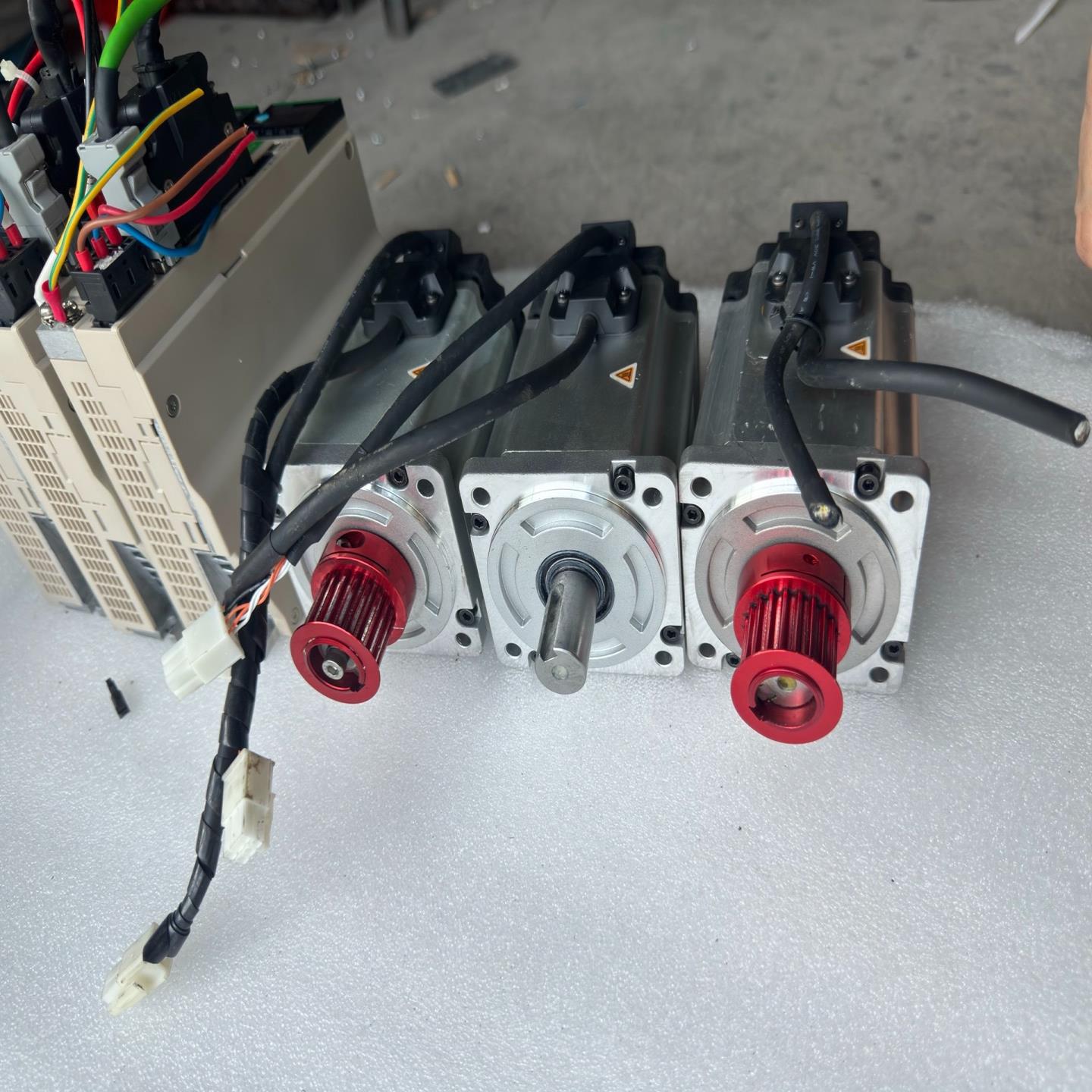 禾川伺服电机750w，电机型号：SV-XH075A-N2(崽崽配件）