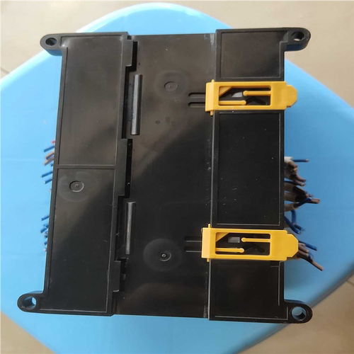PLC，CP1E-E4ODR-A，，成色实图，（憨憨电子）