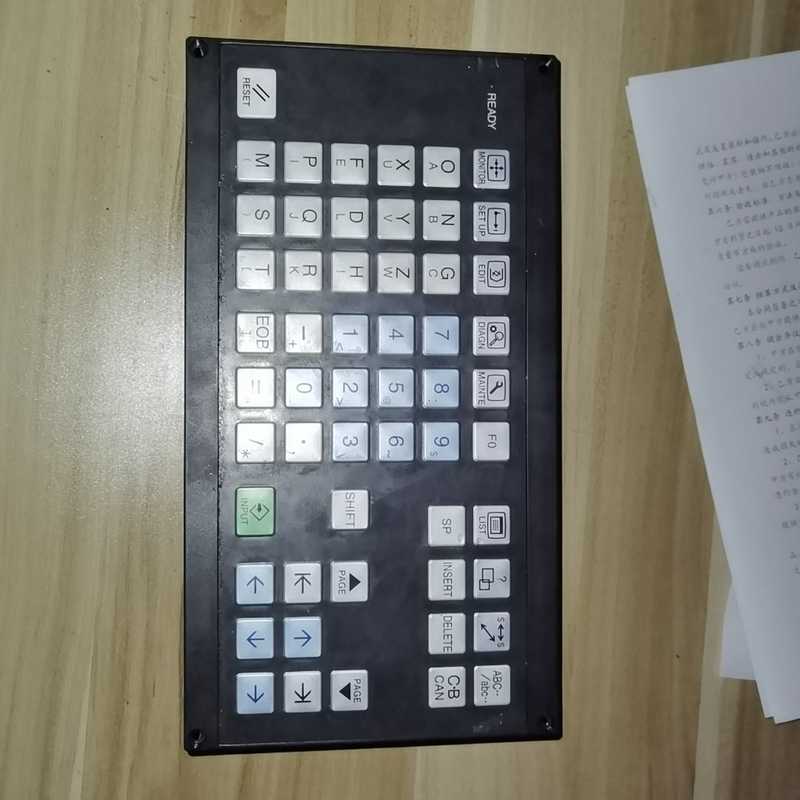 FCU7-KB029三菱M70按键板，FCU7-DX711三~询价