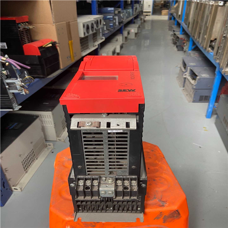 SEW变频器 MDF60A0075-5A3-4-0T(崽崽配件）