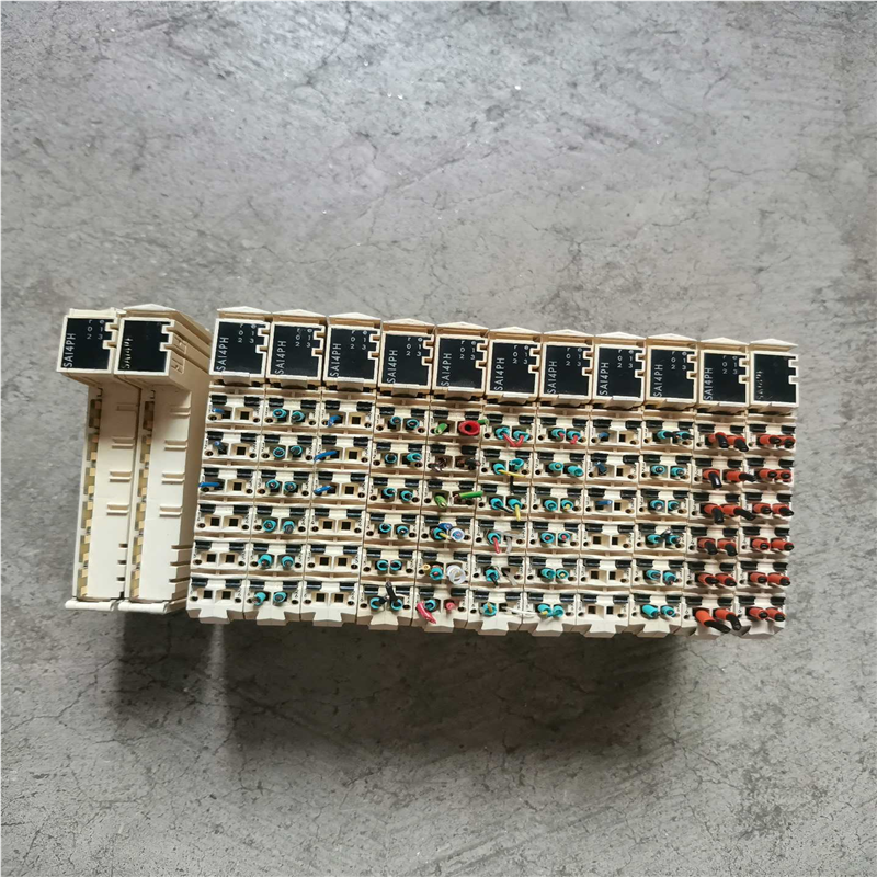 议价TM5SAI4PH施耐德原装拆机PLC模块