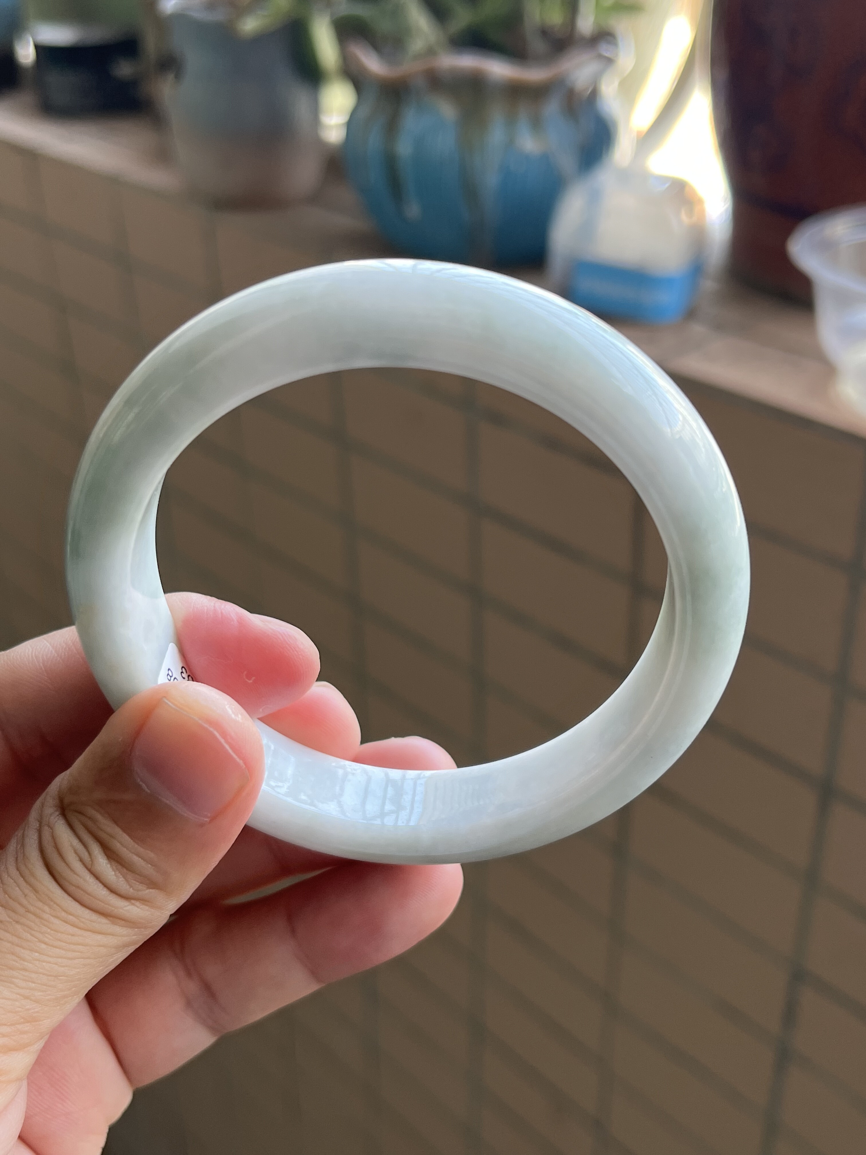 08260633天然A货翡翠62.6-13.7-9大圈口玉手镯蓝底干净完美无裂