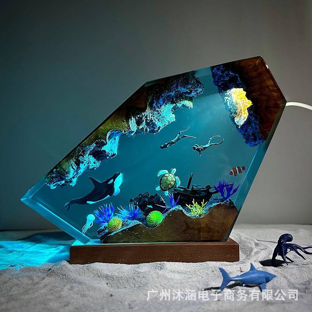 虎鲸小海龟和情侣潜水员环氧树脂灯海洋树脂夜灯家居装饰圣诞礼物