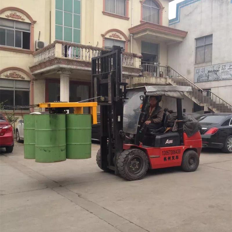 促销巨鼎叉车专用油桶夹具四桶吊具YL4四油桶夹油桶抓钩油桶装卸