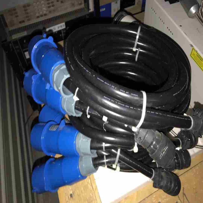 日本 chugoku 电源线 525平方x3议价