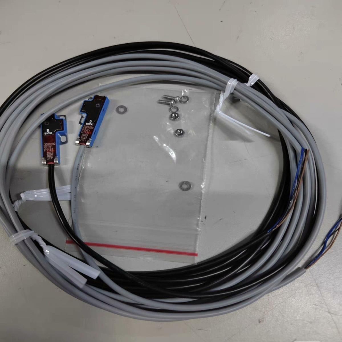 议~GSE2F-P1151   SICK对射感应器，