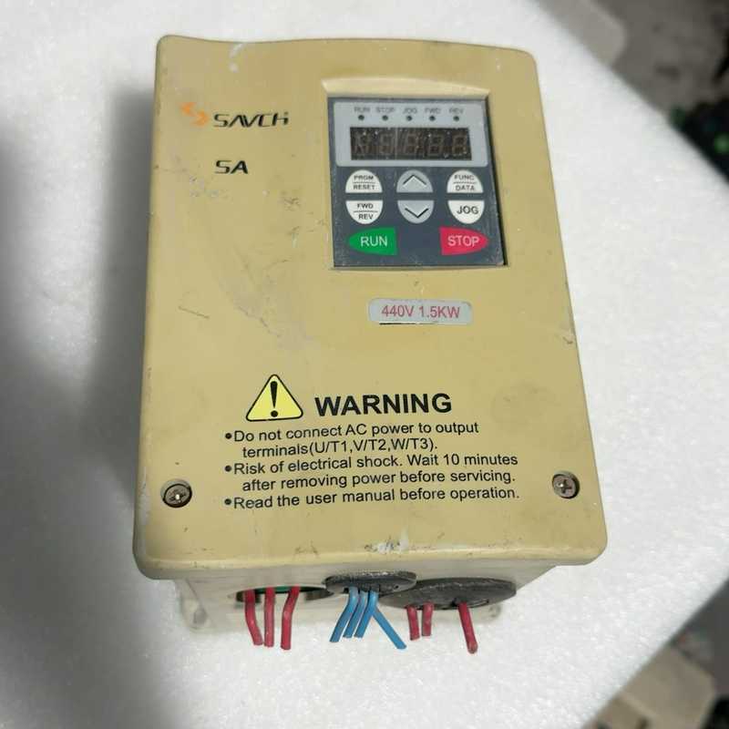 议~三基变频器SA-4015C实物1.5KW380V，图片就