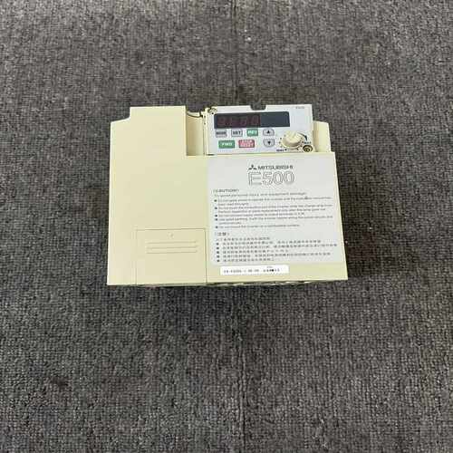 三菱变频器FR-E520S-15K-CH 15KW 22（瓠子电子）
