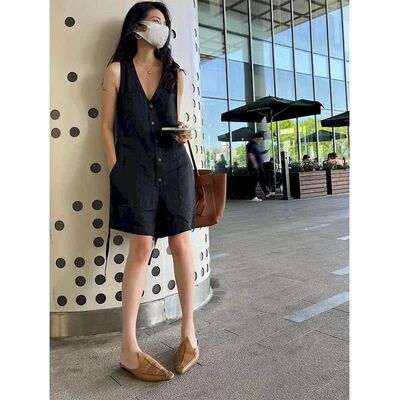Sleeveless solid color V-neck jumpsuit 女士无袖纯色v领连体裤