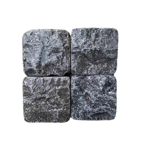 花岗岩芝麻黑自然面马蹄石芝麻灰小方块园林小区广场铺路小料弹石