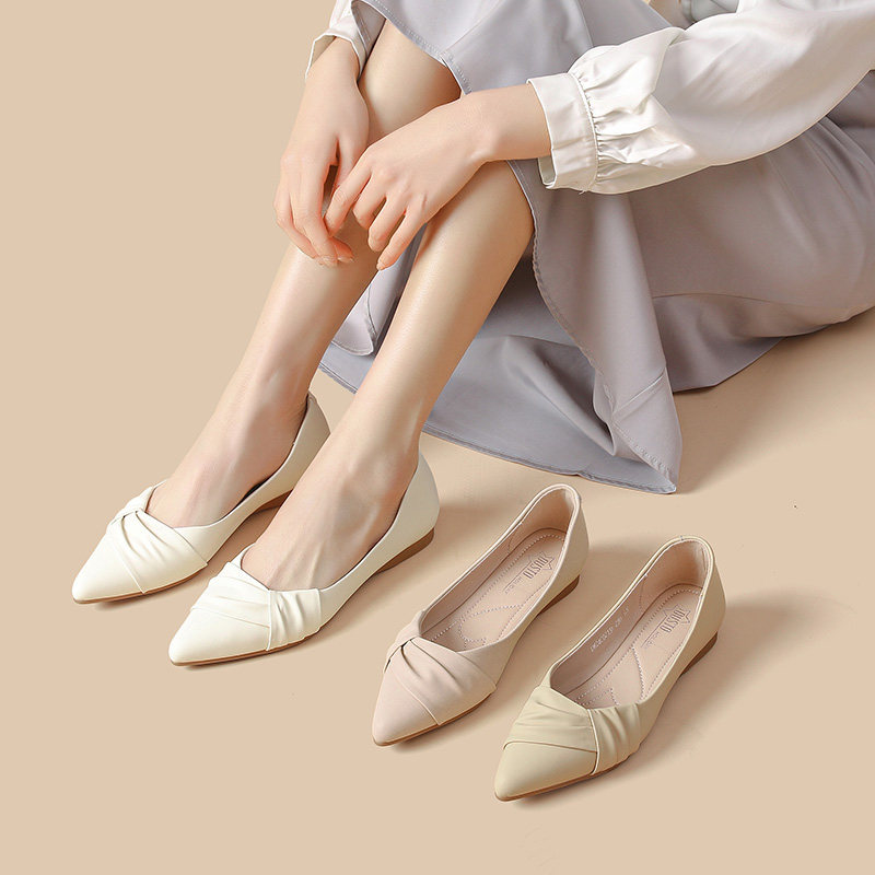 大东浅口女单鞋2026春季新款法式时装鞋尖头平底鞋软底轻便一脚蹬