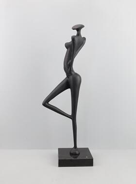 欧式创意金属抽象人物雕塑艺术摆件电视柜样板间客厅家居软装饰品