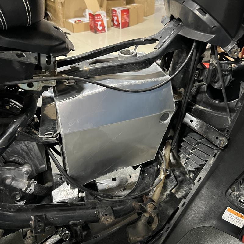 适用雅马哈新款大贸NMAX155改装加大油箱溶量12升仪表准无损安装