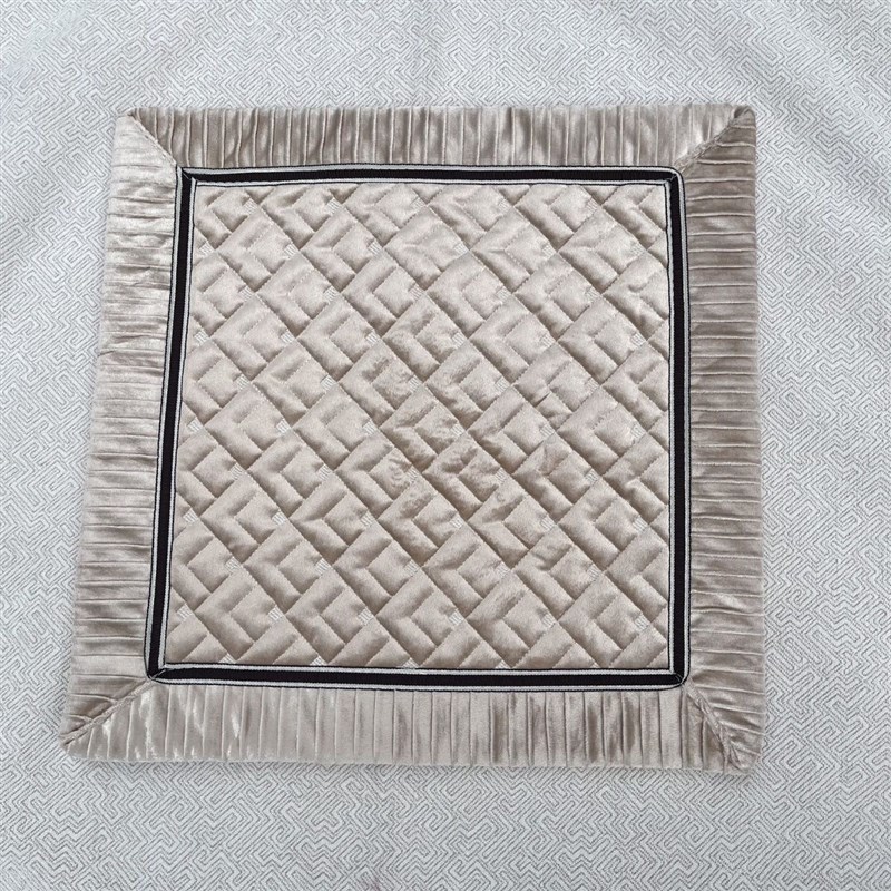 四季法兰绒防滑餐椅坐垫加大办公室电脑椅布艺座垫沙发垫软薄垫子