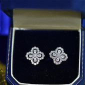 四叶草耳钉女纯银白金满钻幸运草花朵镂空耳环loop耳饰高级轻奢
