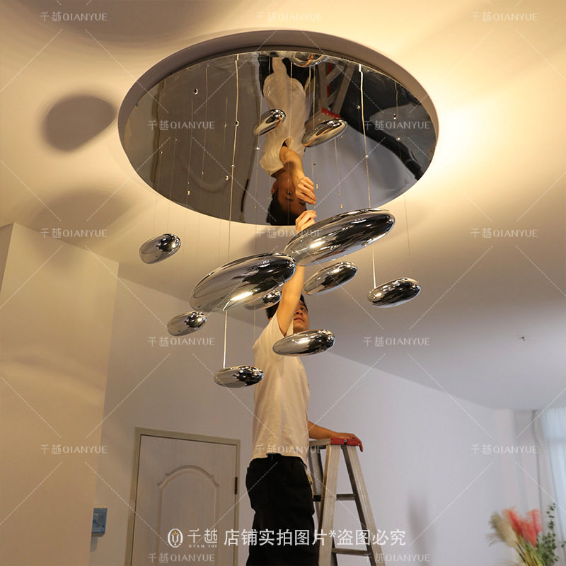 后现代意大利浮空水滴简约客
