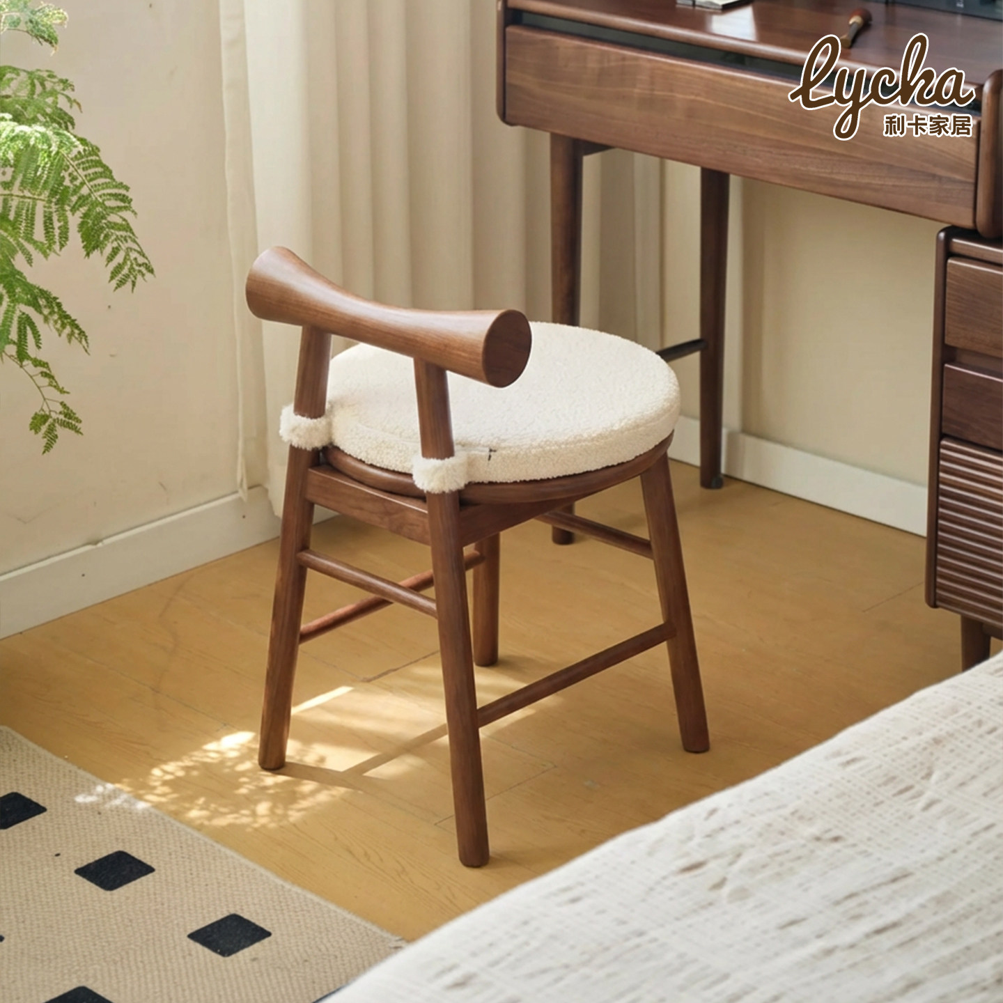 法式中古实木梳妆凳蝴蝶造型靠背椅女生卧室化妆凳小圆凳化妆椅子