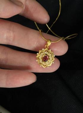 黄铜厚镀法式宫廷风雪花项链轻奢小众设计感高级简约气质吊坠女款