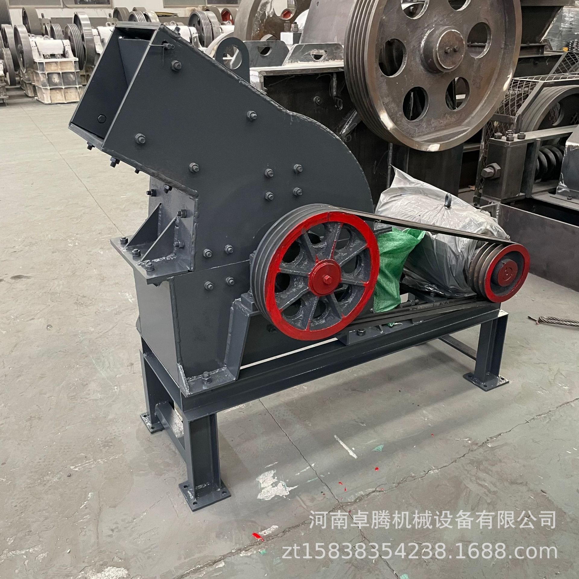 小型家用移动锤式制砂破碎机