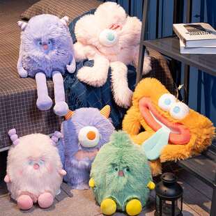 Z8Y创意个性车载抱枕装饰品摆件卡通汽车竹炭包公仔车内净化去除