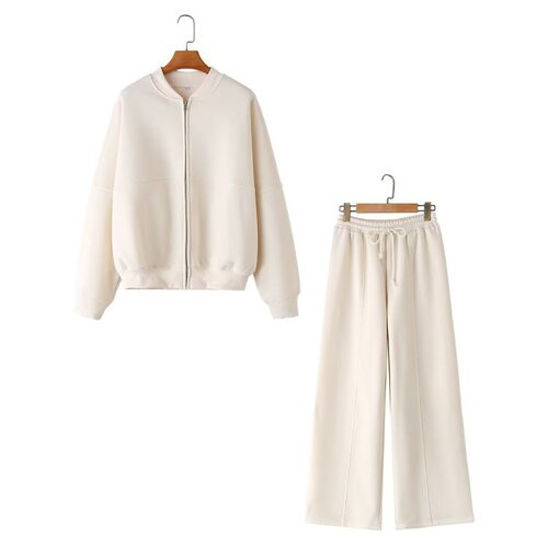 Hooded sweatshirt and pants two-piece set 连帽卫衣长裤两件套