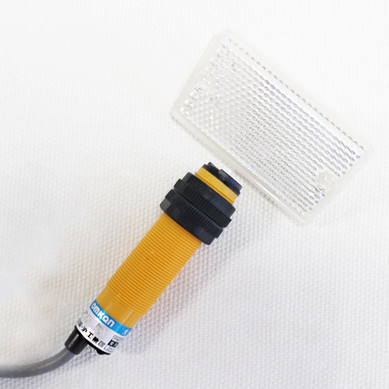 E3F-R2Y1沪工CHIIB光电感应开关NK PK Y2反馈反射式带反光板