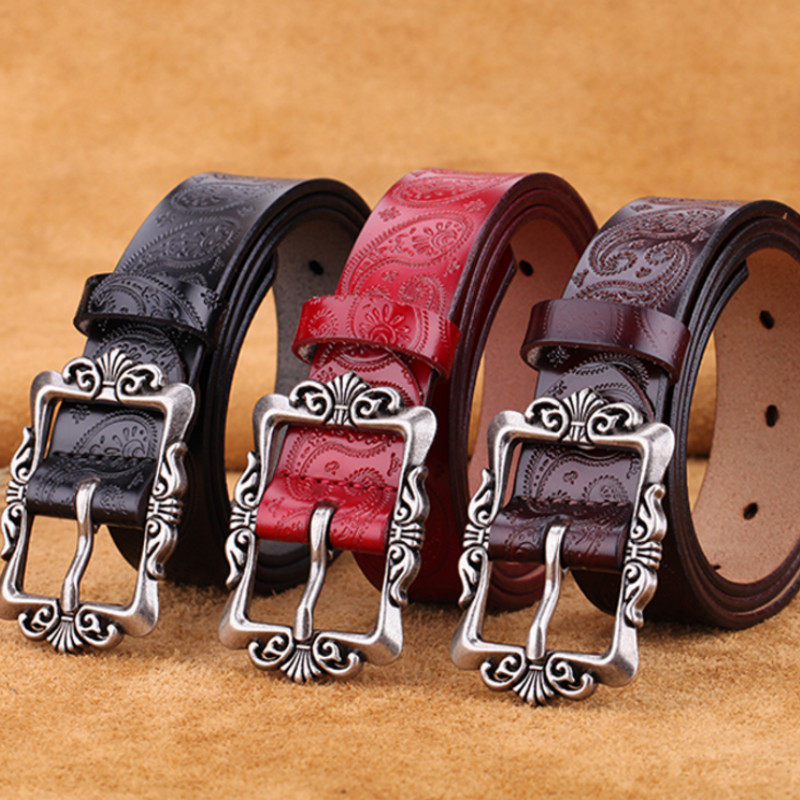Fashio Belts Feme Fous d Desiger Belts Wo Embos