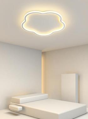 卧室灯简约现卧代创意花朵KBI款灯2025新主灯儿童房年女孩led吸顶