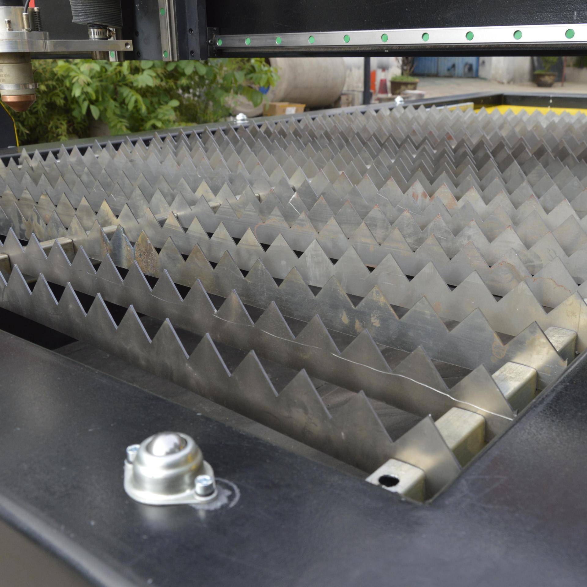 济数控厂鸿切家6折等优惠SCK两用金属割数控管板一体离子切割机