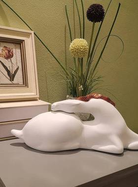 简JWY约代意境白色卧马电柜玄关件样视板房售摆楼现处软装饰品摆