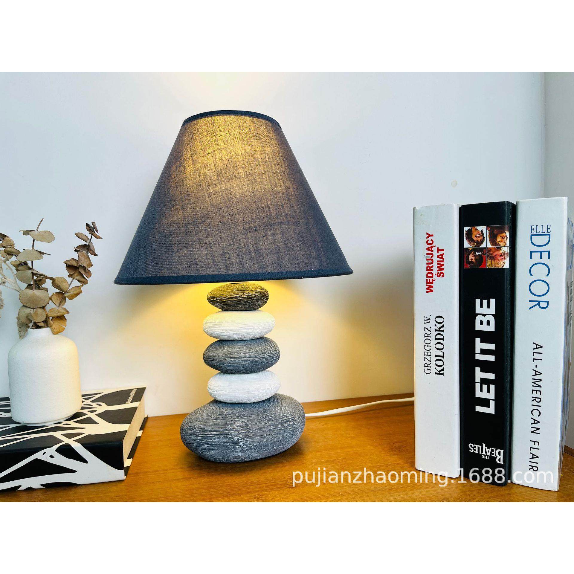 智能台灯卧室床头灯美式复古创意温馨布艺护眼灯客厅餐桌装饰摆件