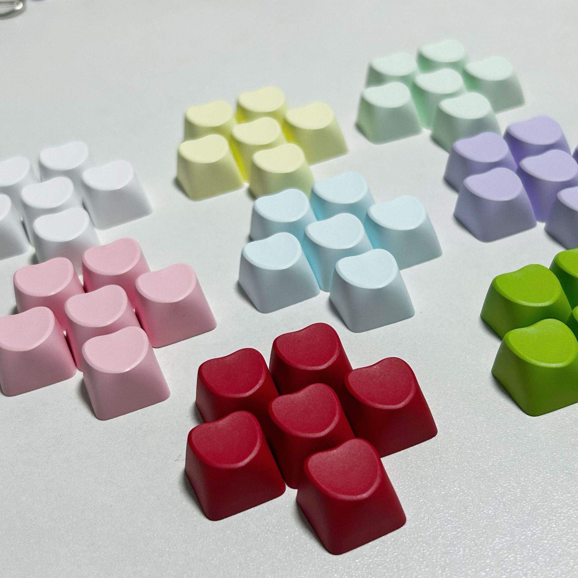高度1u白色爱心键帽R4