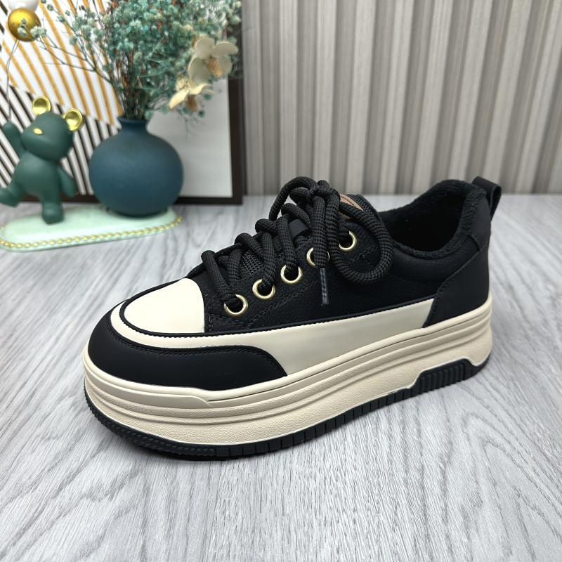 撤柜处理折扣外贸女鞋2025冬新款舒适百搭厚底休闲板鞋女棉鞋