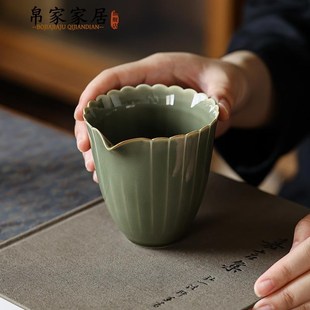 几欢越窑a青瓷公道杯覆古手工公杯匀杯家用茶海功夫茶具陶瓷分茶
