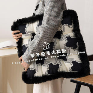 冬天毛绒屁垫办公室久坐增高餐椅凳子椅垫椅 精品秋冬加厚坐垫冬季