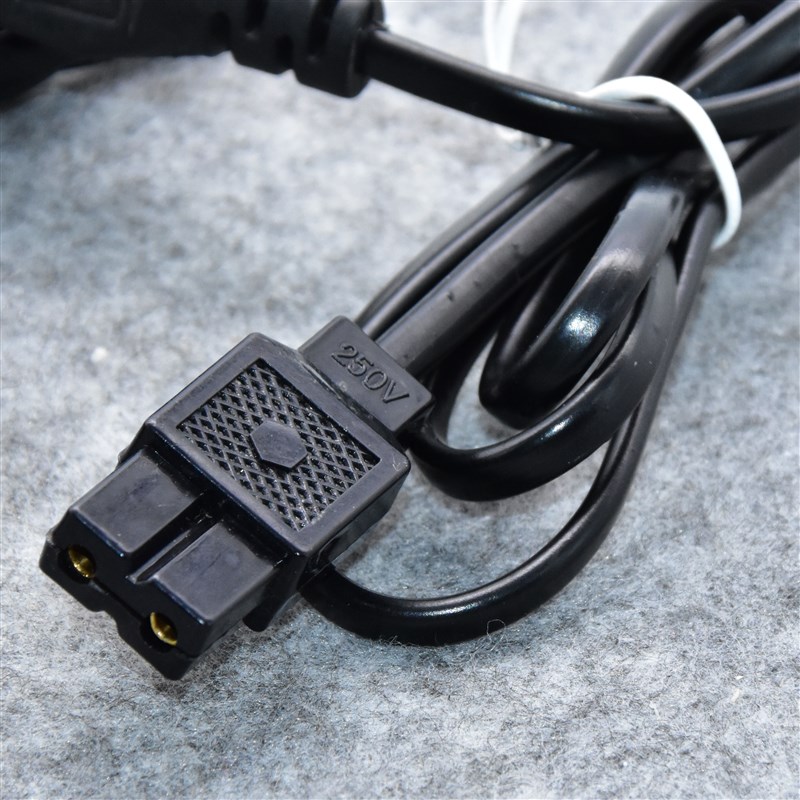 通用可意电热饼电源线电热宝充电线暖手红宝石插头电暖宝宝充电器