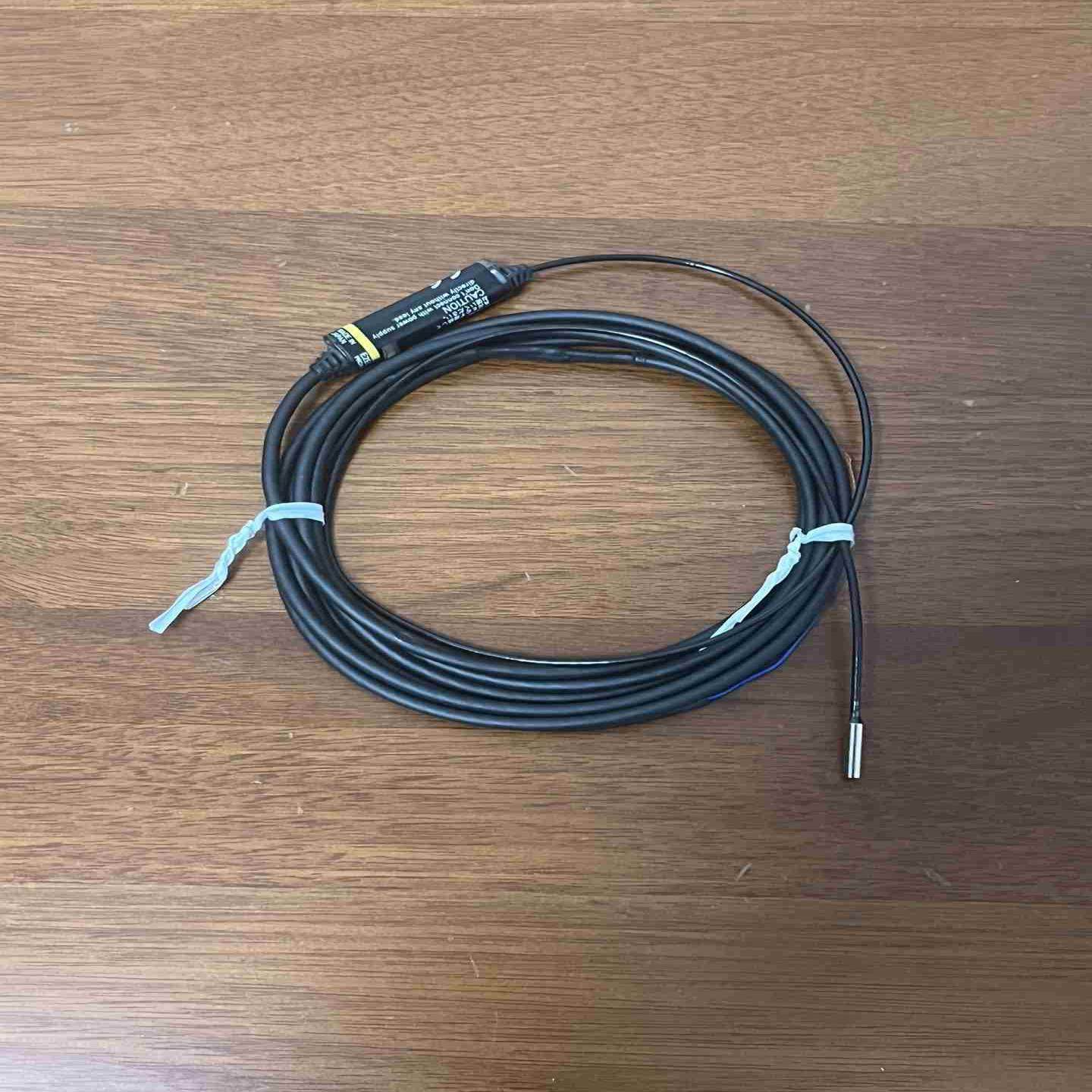 E2EC-CR8D1传感器品装机后未使议价